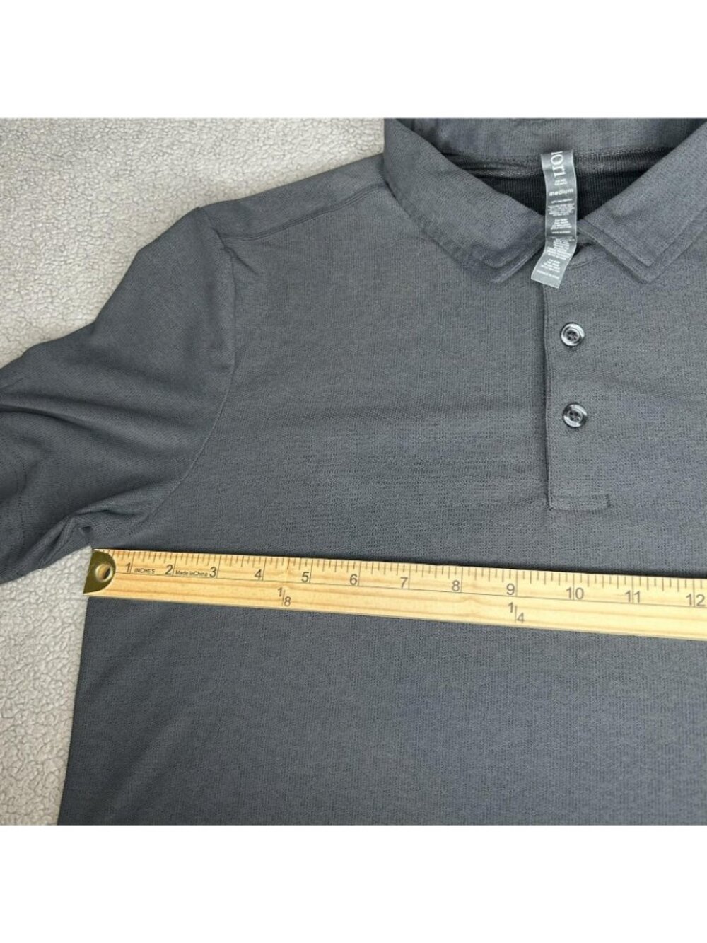 Vuori Ace Polo Shirt Mens M Gray Knit Pocket Performance Casual Golf Stretch - Picture 7 of 11